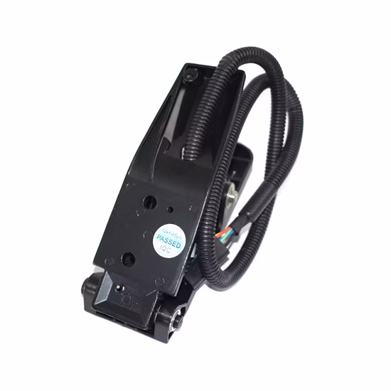 Accélérateur à pédale Comesys F3-122-131 utilisé pour le chariot élévateur Heli / Hyundai 3t
